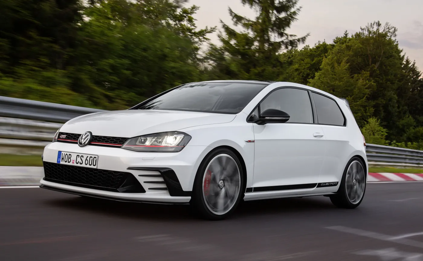 9097290-volkswagen-golf-gti-clubsport.jpg