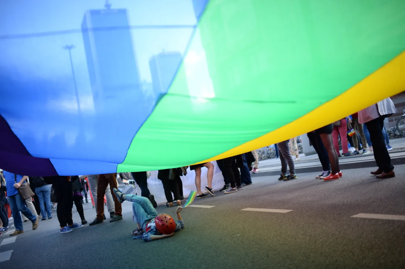 "Nie boimy się husarii na kucach". 16. Parada Równości przeszła ulicami Warszawy