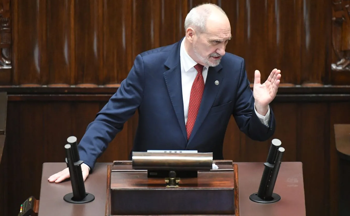 Szef MON Antoni Macierewicz