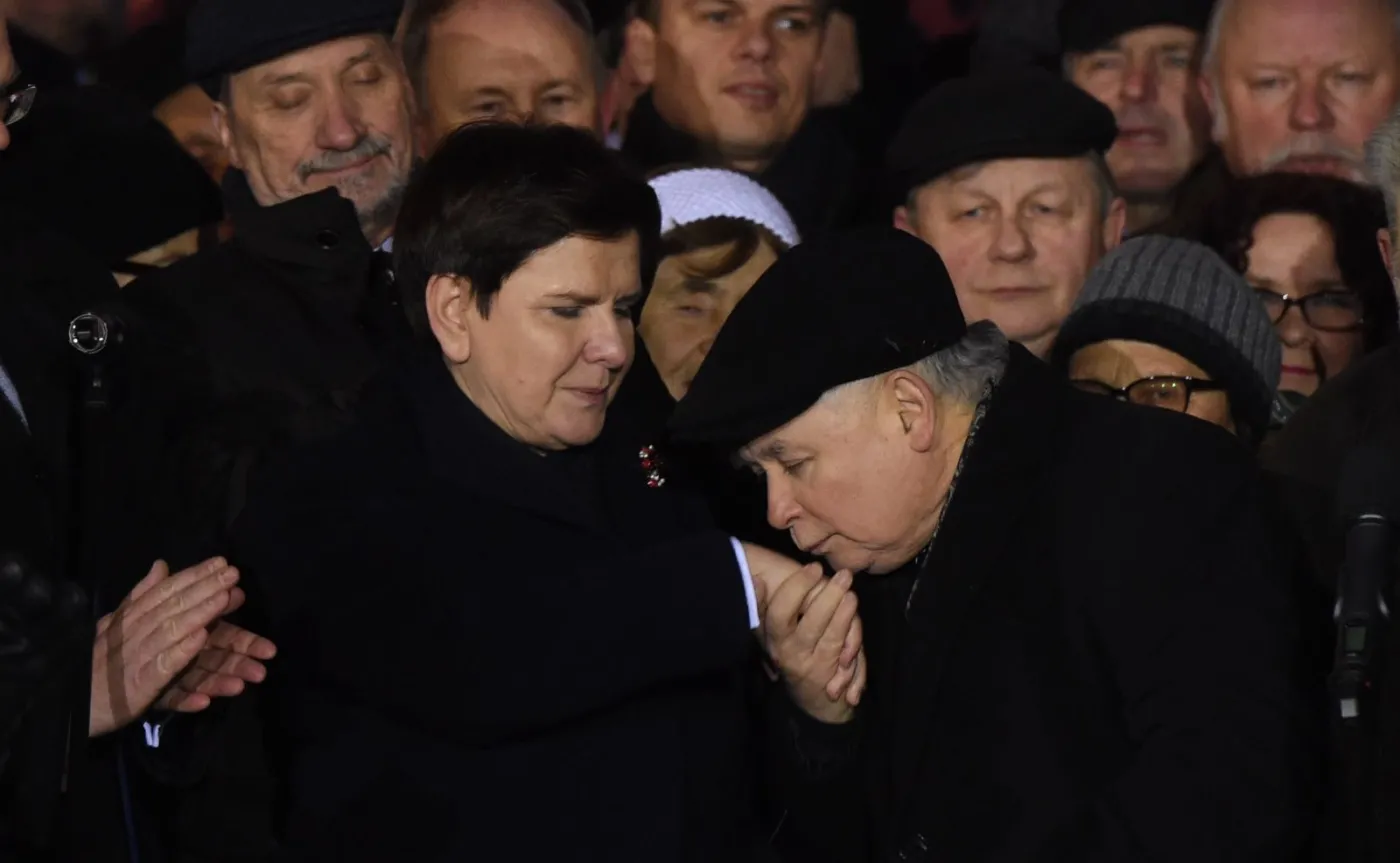 9703733-prezes-pis-jaroslaw-kaczynski.jpg