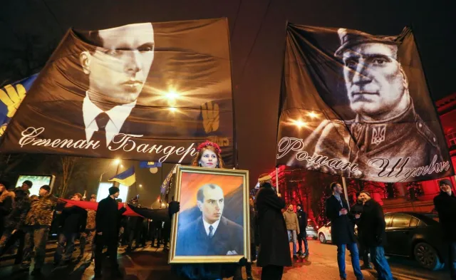 Ulicami Kijowa przeszedł marsz ku czci Bandery. "Chwała narodowi, śmierć wrogom" [FOTO]