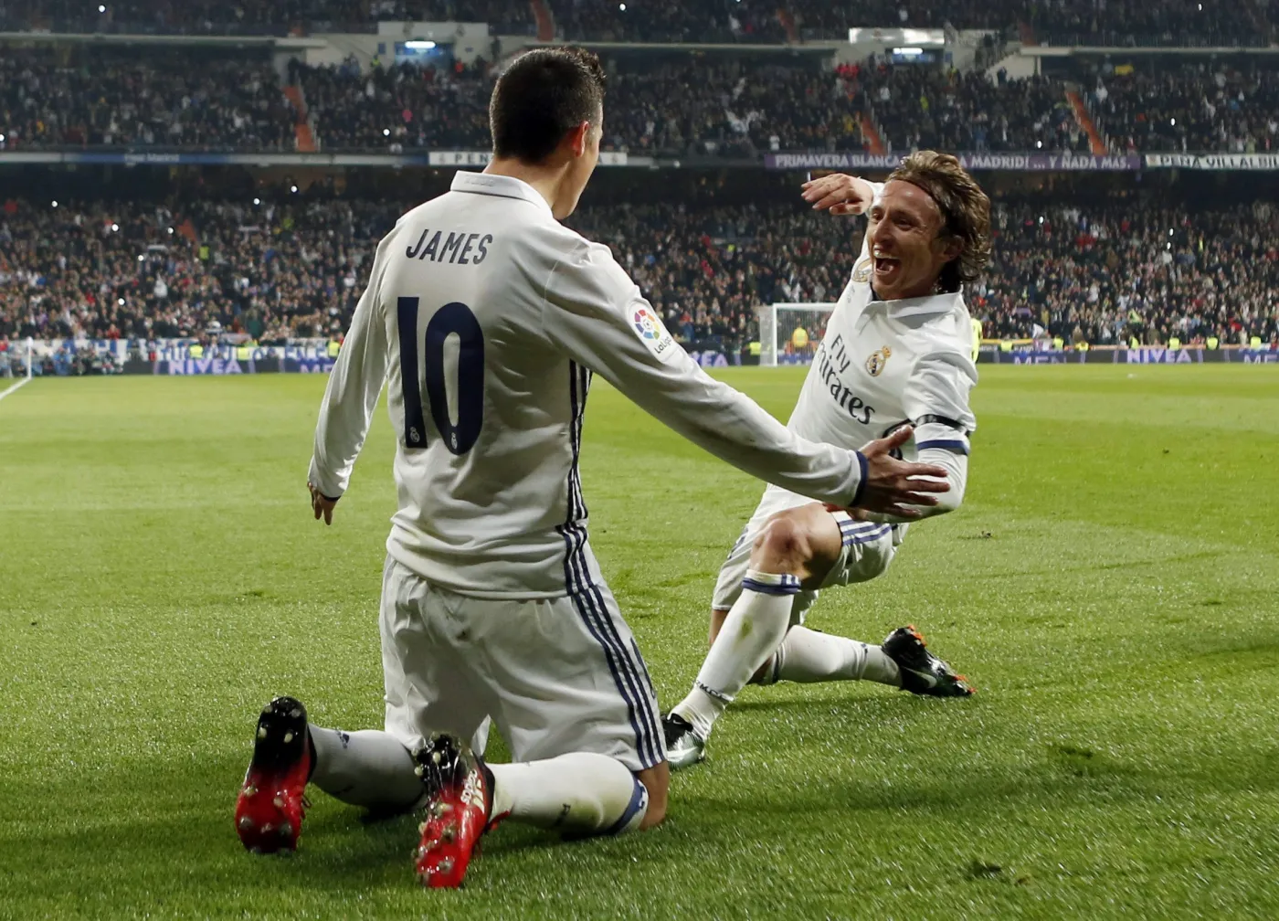 James Rodriguez i Luka Modric