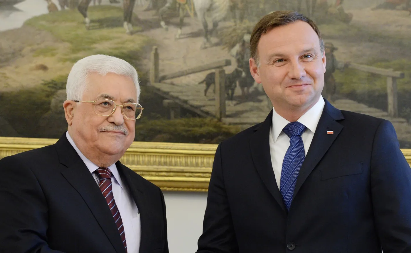 Prezydent RP Andrzej Duda (P) i prezydent Autonomii Palestyńskiej Mahmoud Abbas (L)