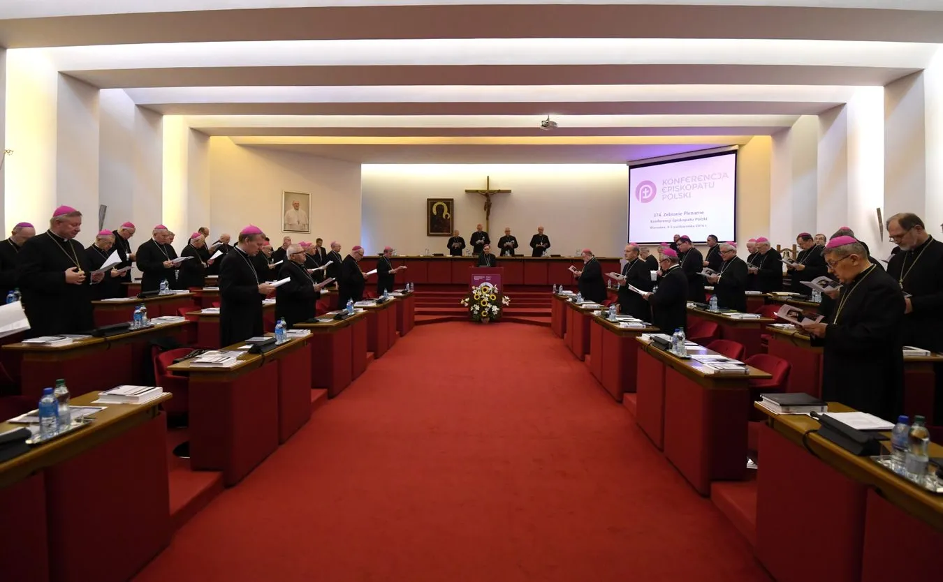 Biskupi nie popierają projektów, które przewidują karanie kobiet za aborcję. Komunikat Episkopatu
