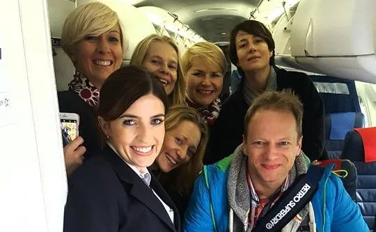 Wpadka LOT-u. Pochwalili się spotkaniem z Stuhrem, ale nie zauważyli trzech znanych aktorek