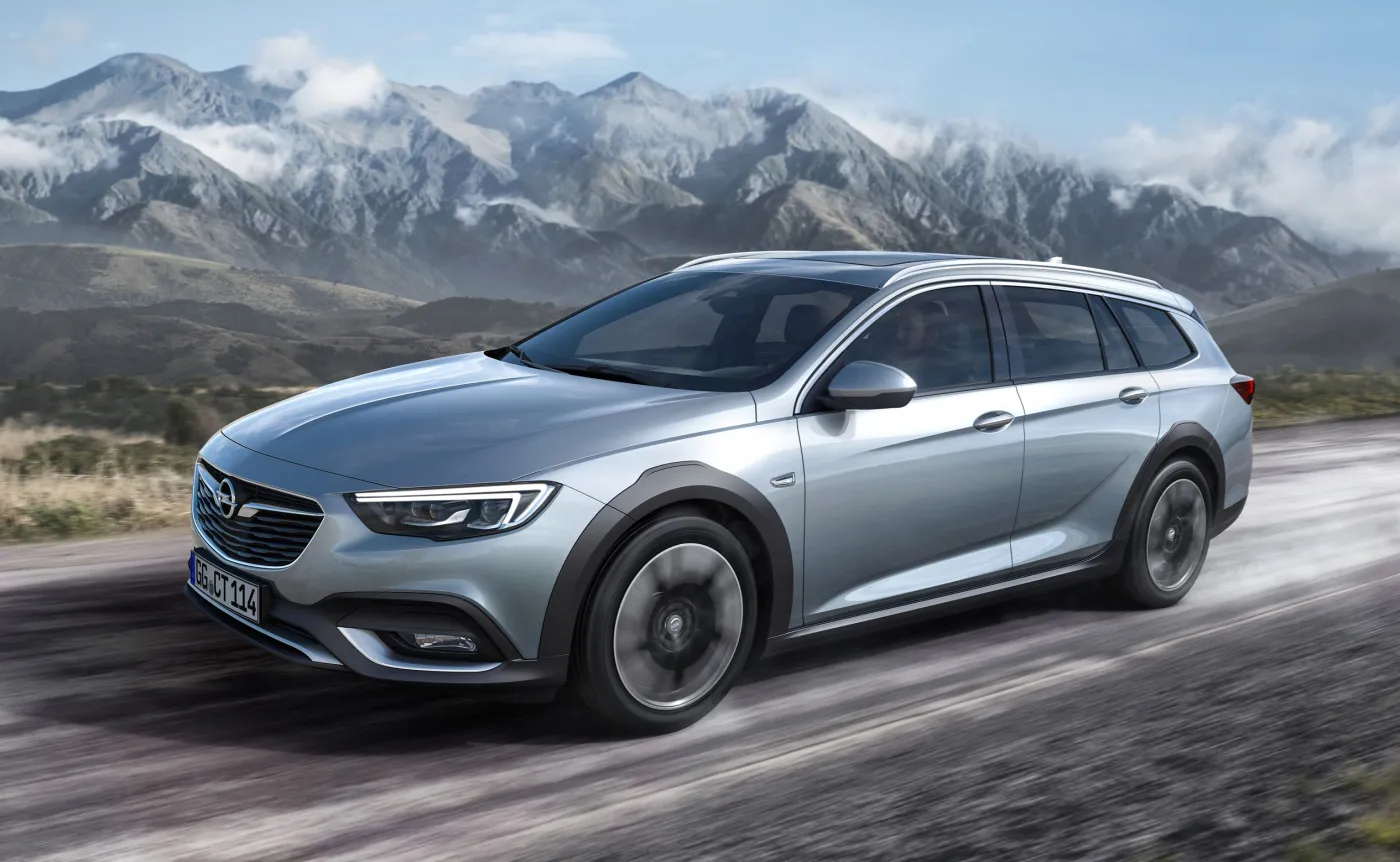 10038509-opel-insignia-country-tourer.jpg
