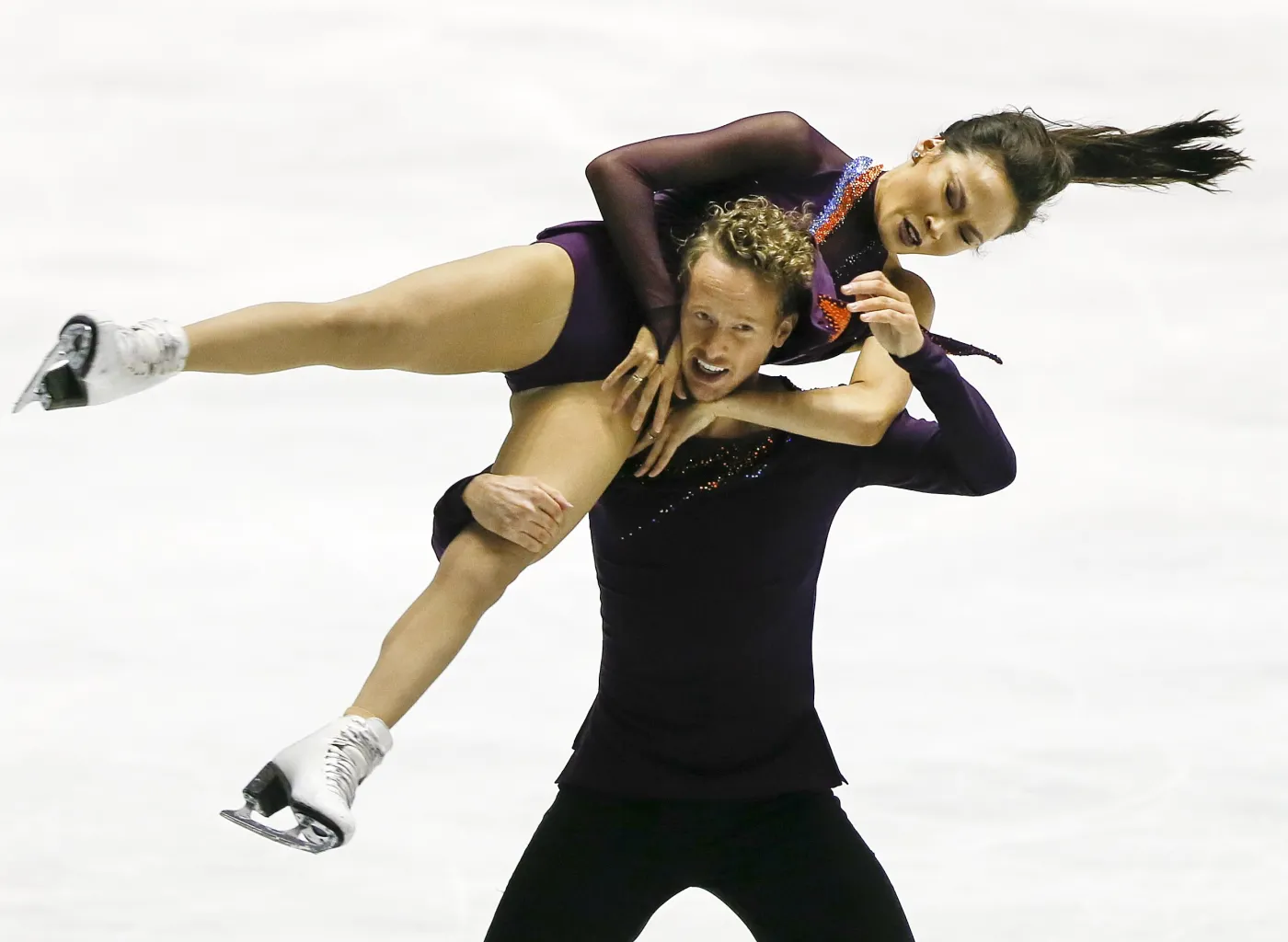 10086654-madison-chock-i-evan-bates.jpg