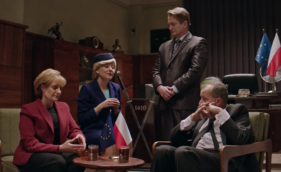 Kadr z serialu "Ucho Prezesa"