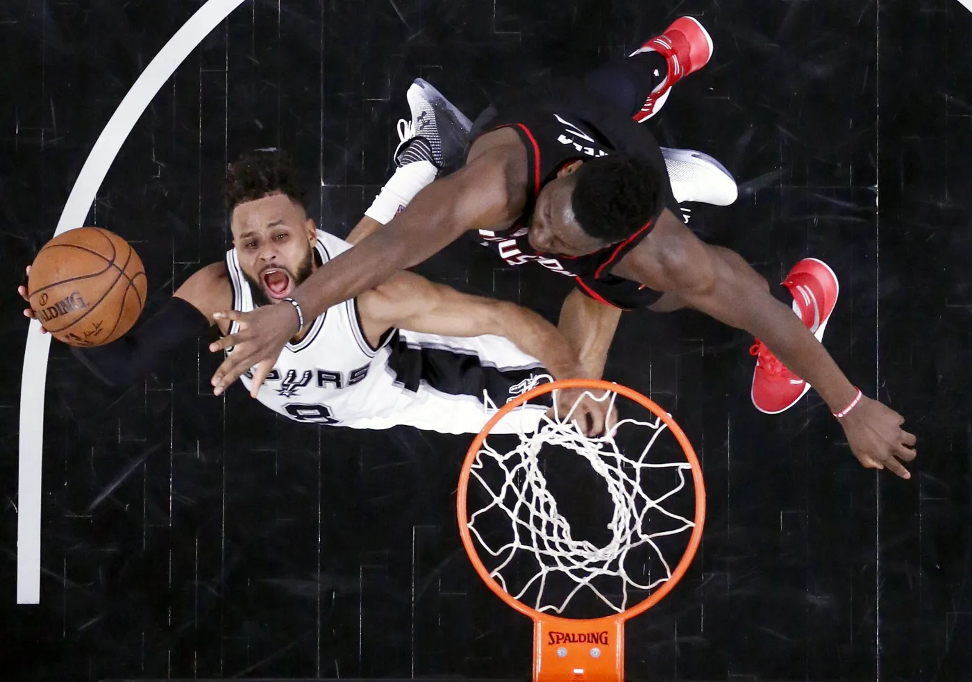 Clint Capela i Patty Mills