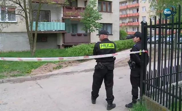 W mieszkaniu znaleziono zwłoki 30-latki i małego dziecka. Radomska policja zatrzymała dwóch podejrzanych