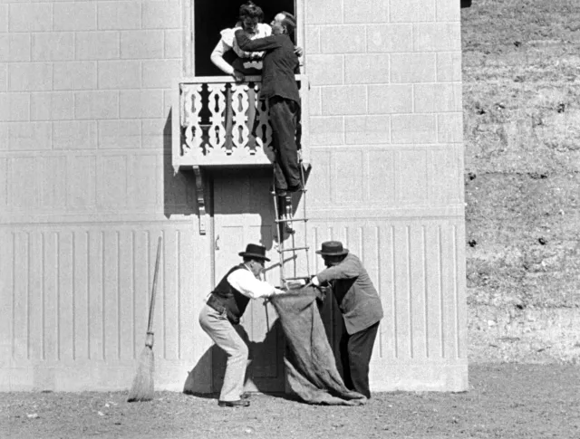"Bracia Lumière" niebawem na ekranach. Zobacz ZWIASTUN filmu o twórcach kina
