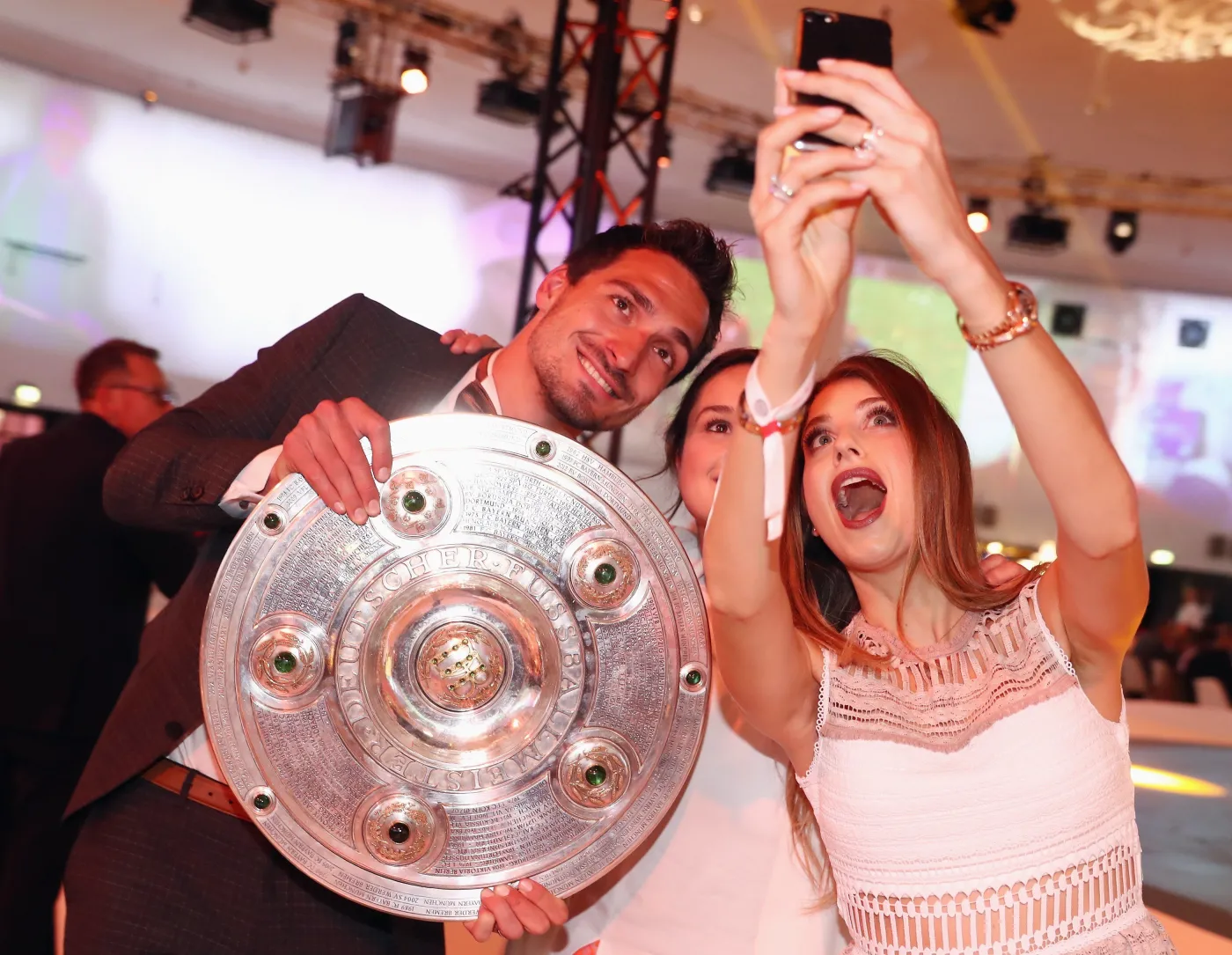 10169091-mats-hummels-i-cathy-hummels.jpg