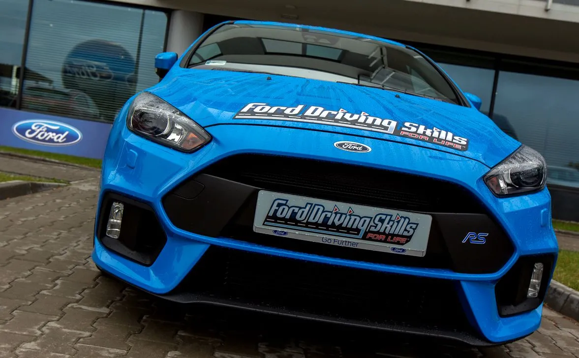 9524775-ford-driving-skills-for-life.jpg