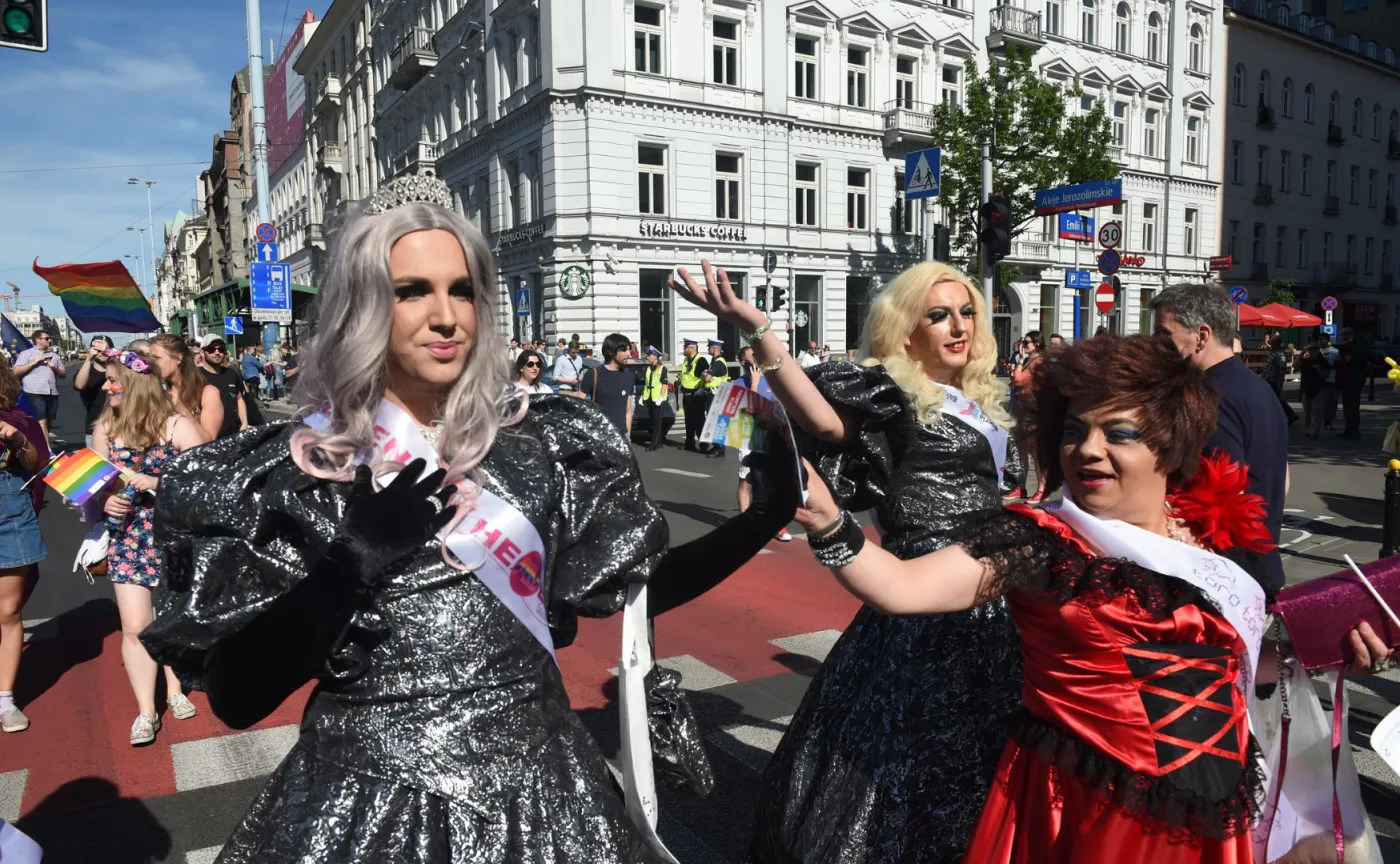 10207249-warszawska-parada-rownosci.jpg