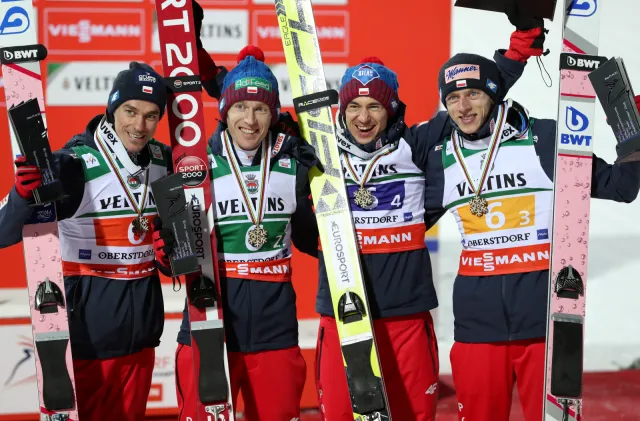 MŚ w lotach: Brązowi Polacy! Żyła, Hula, Kubacki i Stoch przeszli do historii