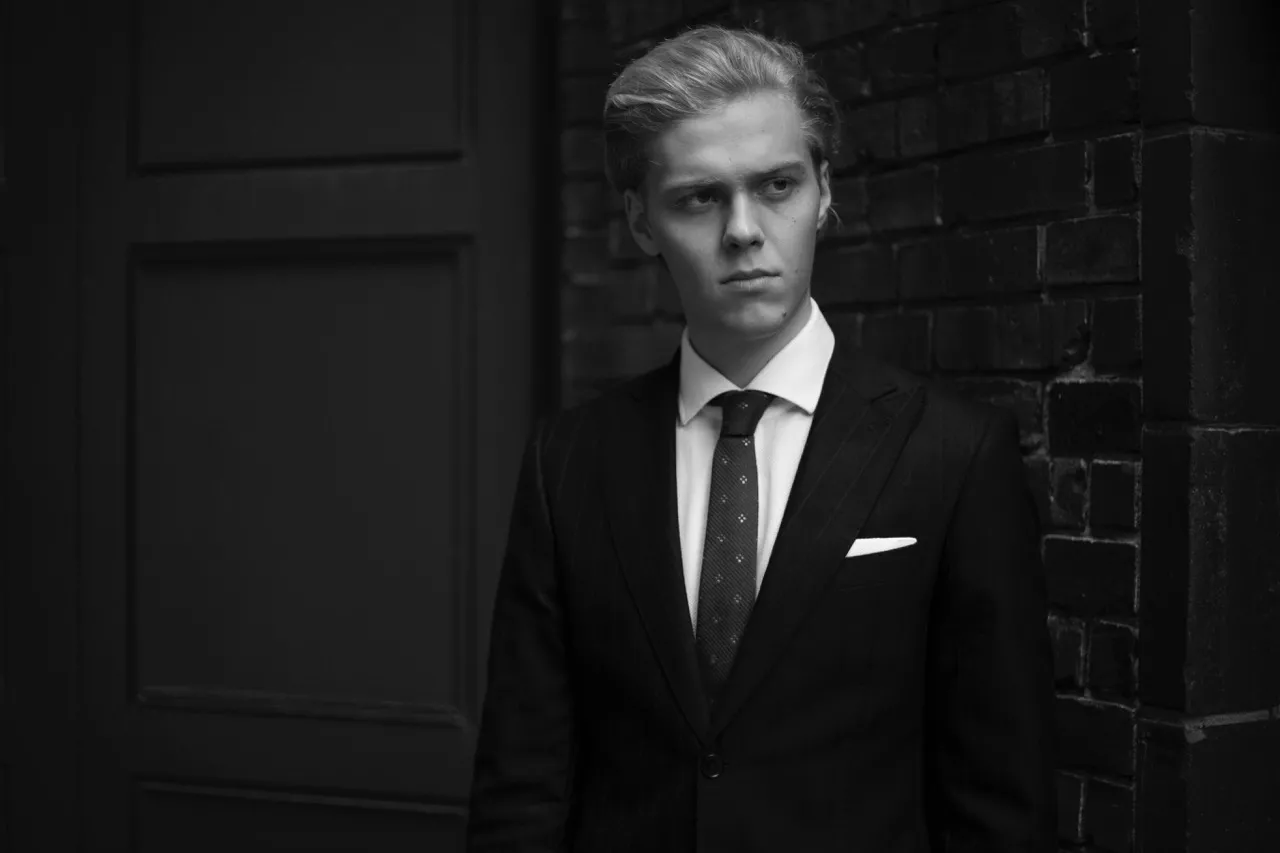 pomiedzy_slowami_zdjecie_1