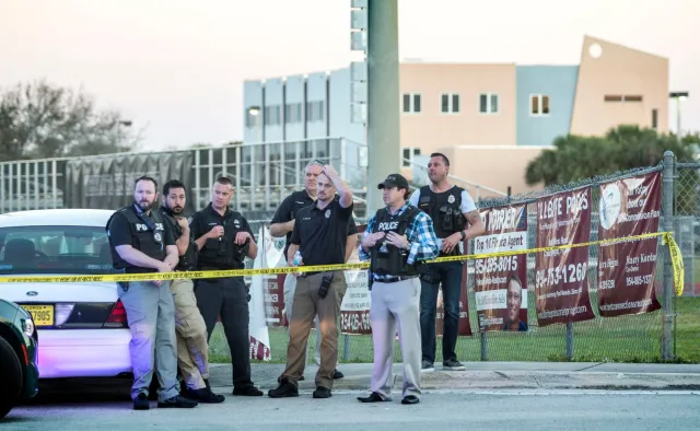 Mówiono, że gdyby ktoś urządził masakrę, to byłby to on. Kim jest morderca ze szkoły na Florydzie