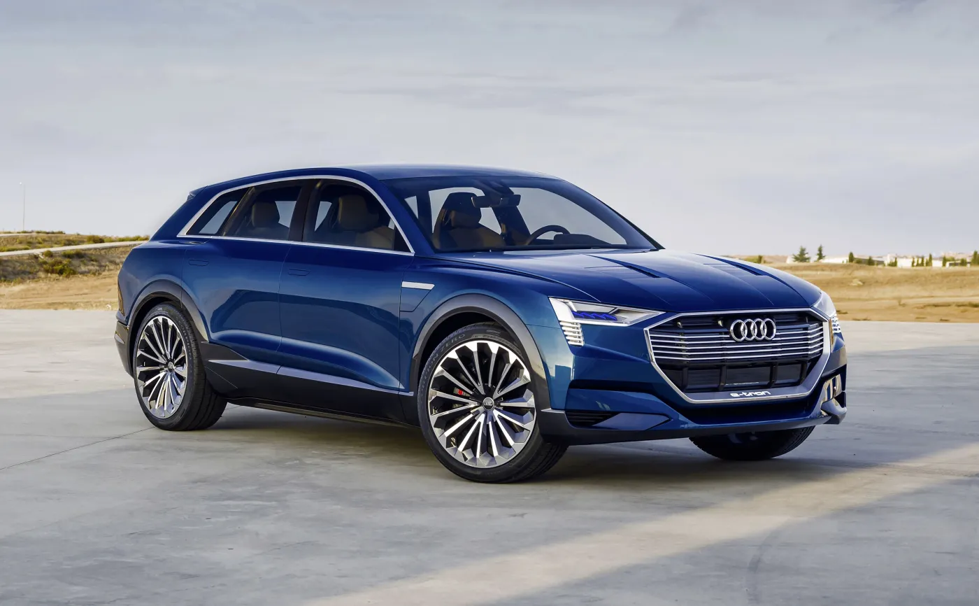 8656711-audi-e-tron-quattro-concept.jpg