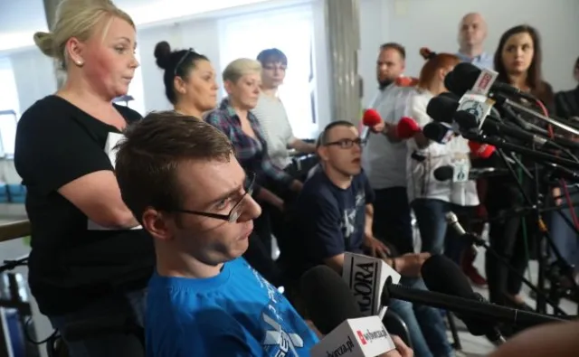 Hartwich traci cierpliwość: Niech ten rząd zabierze się do roboty albo niech się poda do dymisji