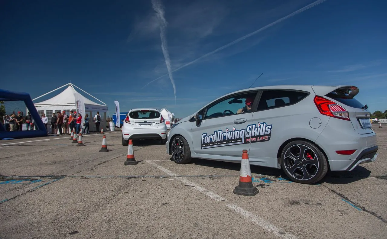 Ford inwestuje i rusza w Polsce z darmowym szkoleniem dla kierowców