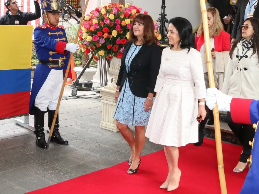 Karen Pence; Rocio Gonzalez