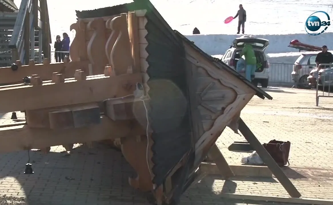 Przewrócony "witacz" w Białce Tatrzańskiej