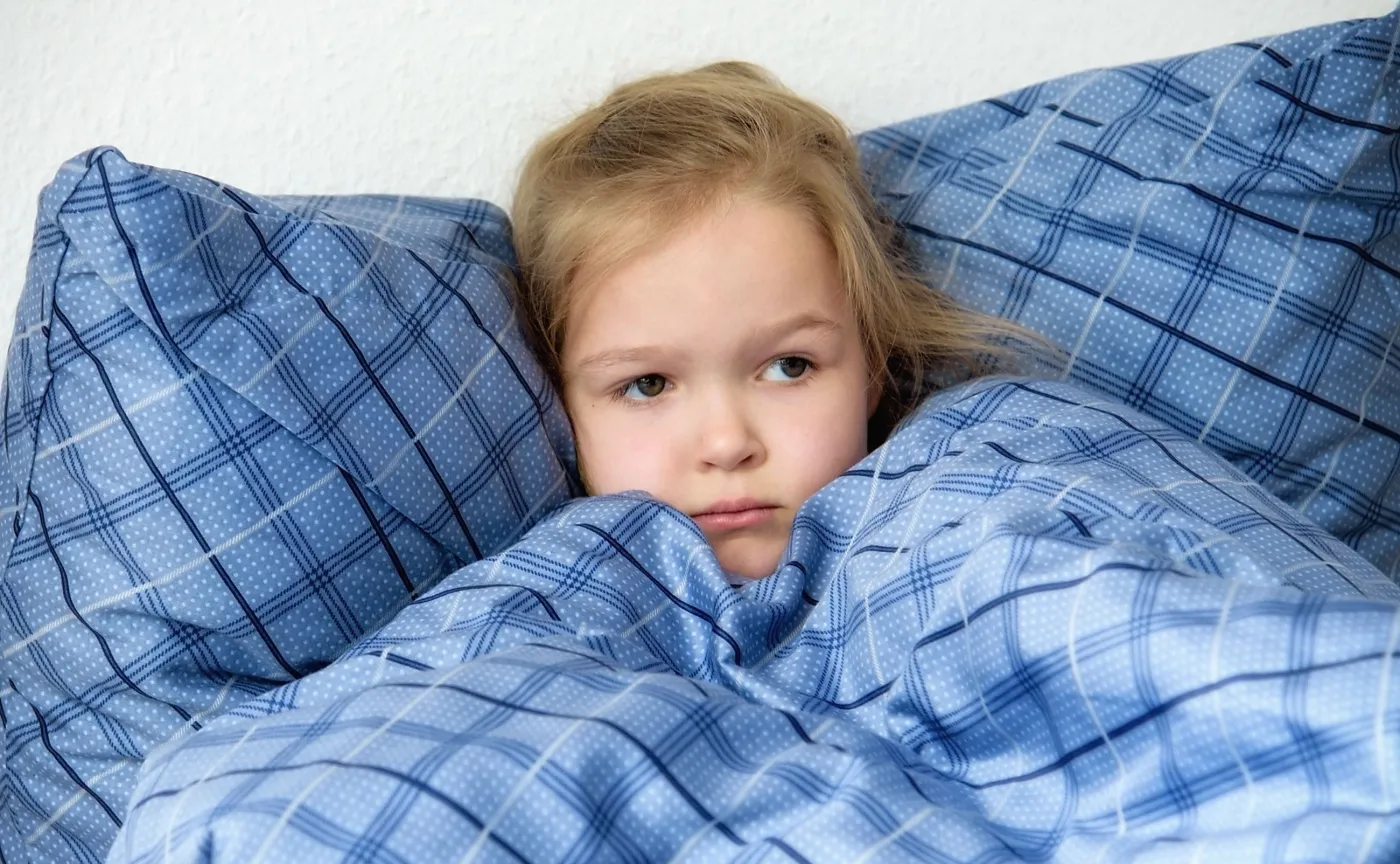 Dziewczynka nie może zasnąć