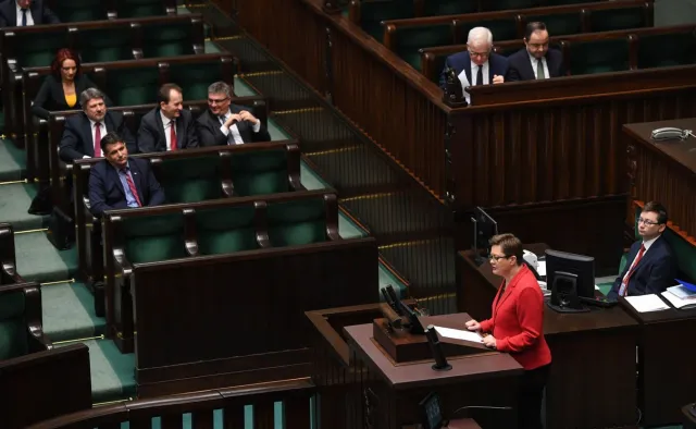 "Pożyteczny idiota Putina", "wstyd i hańba". Lubnauer ostro komentuje politykę zagraniczną rządu