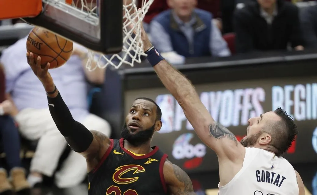 Liga NBA: Sześć punktów Gortata w przegranym meczu Wizards z Hawks