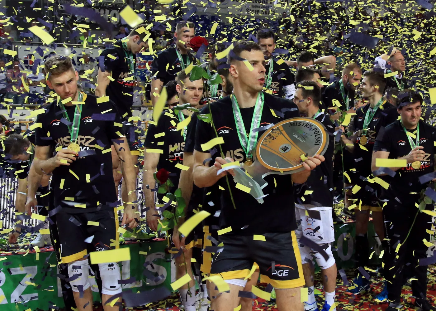 Siatkarze PGE Skry Bełchatów wygrali z ZAKSą Kędzierzyn-Koźle drugi finałowy mecz Ekstraklasy i tym samym zdobyli tytuł mistrza Polski