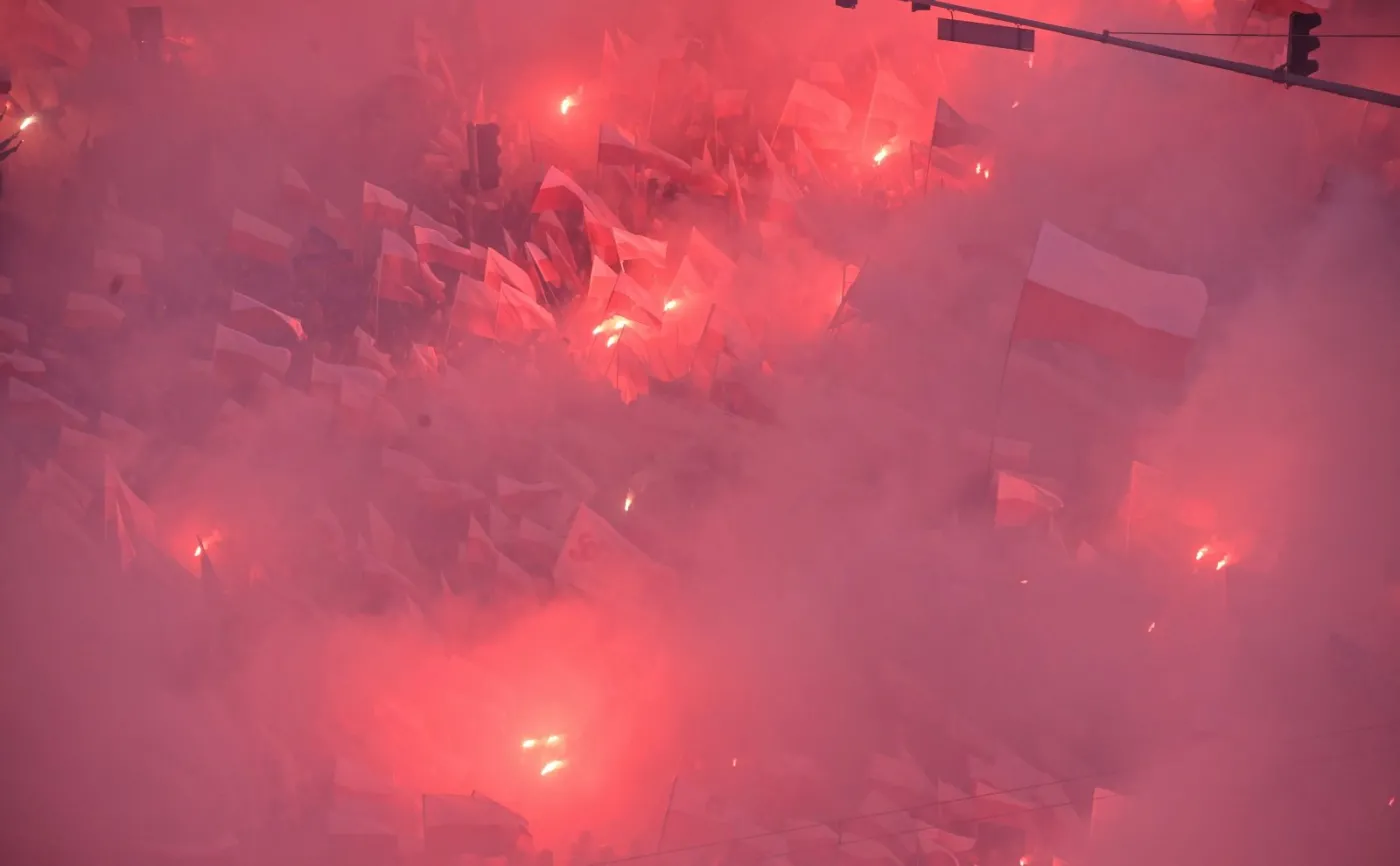 Policja poszukuje, a redaktor Gmyz apeluje: Po raz ostatni pytam, czyja to raca