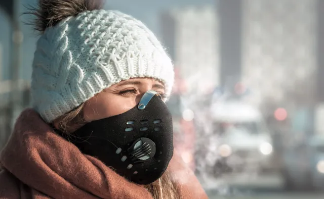 Rząd ma nowy pomysł na walkę ze smogiem. Wsparcie tylko dla domów jednorodzinnych? Znamy szczegółowe rozwiązania