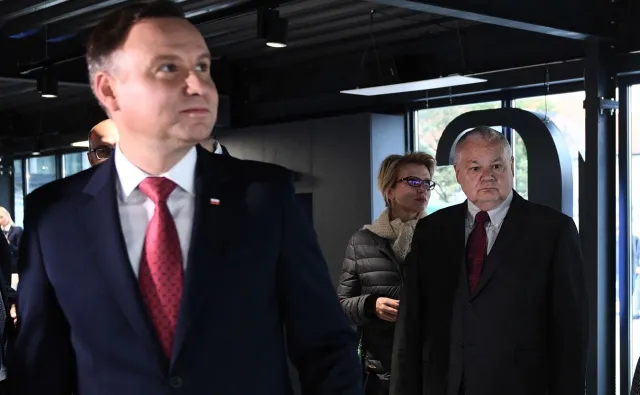 Polsat zbija argument prezydenta Dudy o siatce płac w NBP. "Za czasów Belki zarobki dyrektora były trzykrotnie niższe"