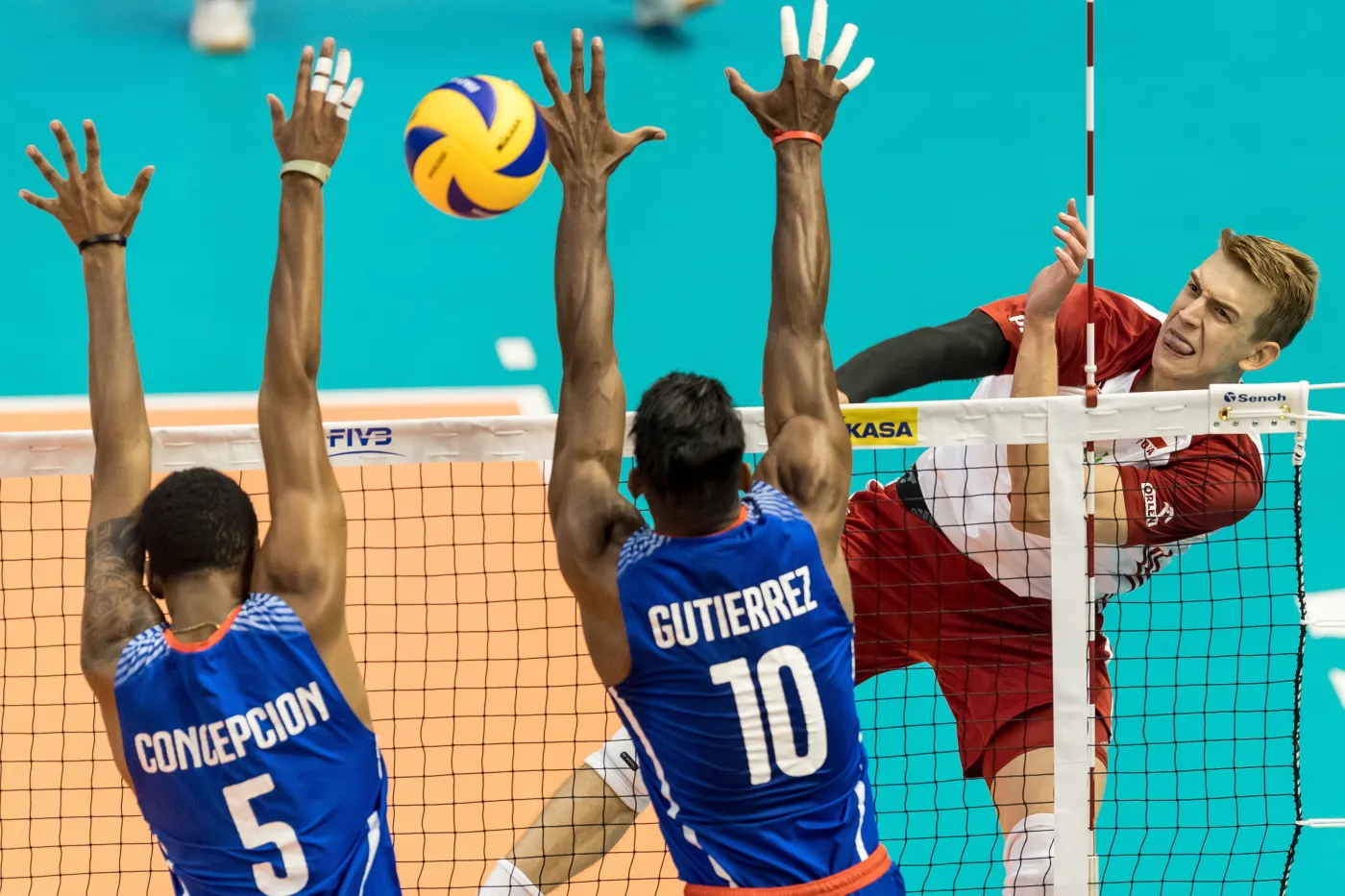 Artur Szalpuk (P) oraz Octavio Conception (L) i David Gutierrez