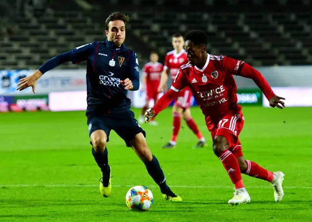 Piast mógł już w Szczecinie świętować tytuł. Mistrza Polski poznamy w niedzielę