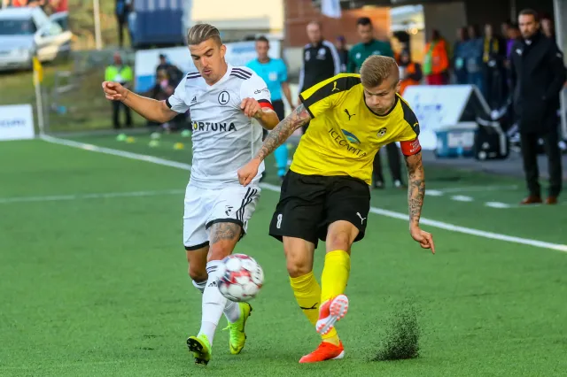 Legia awansowała w żenującym stylu. Od patrzenia na jej grę bolały oczy