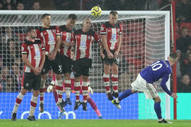 Liga angielska: Bednarek i jego koledzy po porażce 0:9 przekażą część zarobków na cel charytatywny