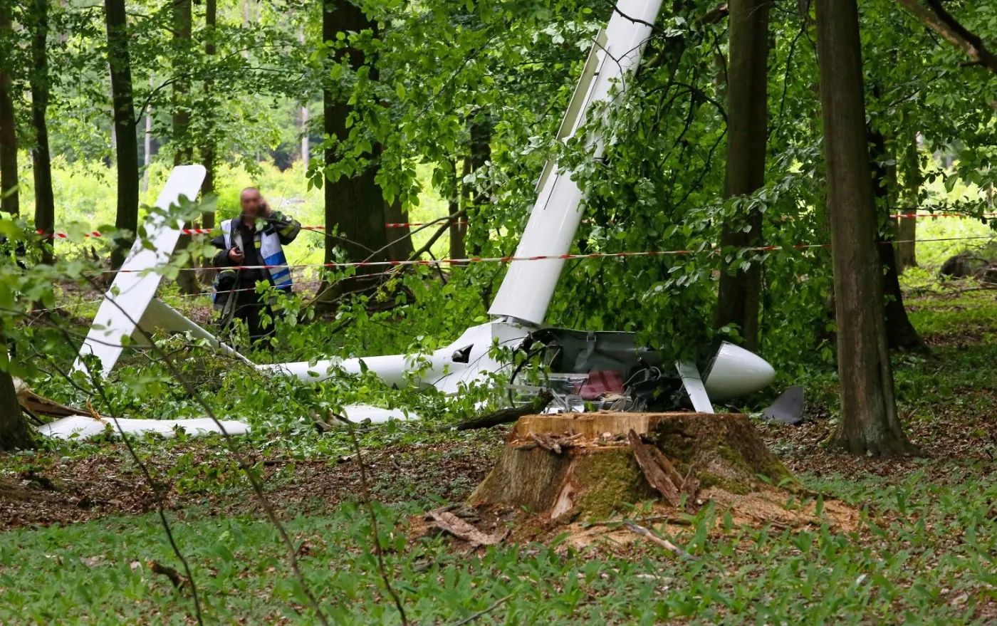 Wypadek szybowca w Wielkopolsce. Pilotka trafiła do szpitala