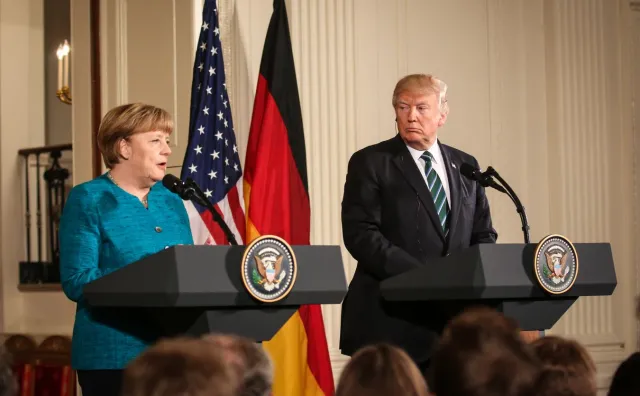 Berlin sfrustrowany, bo Waszyngton bezwzględnie realizuje swe interesy. A w tle Polska... [FELIETON]