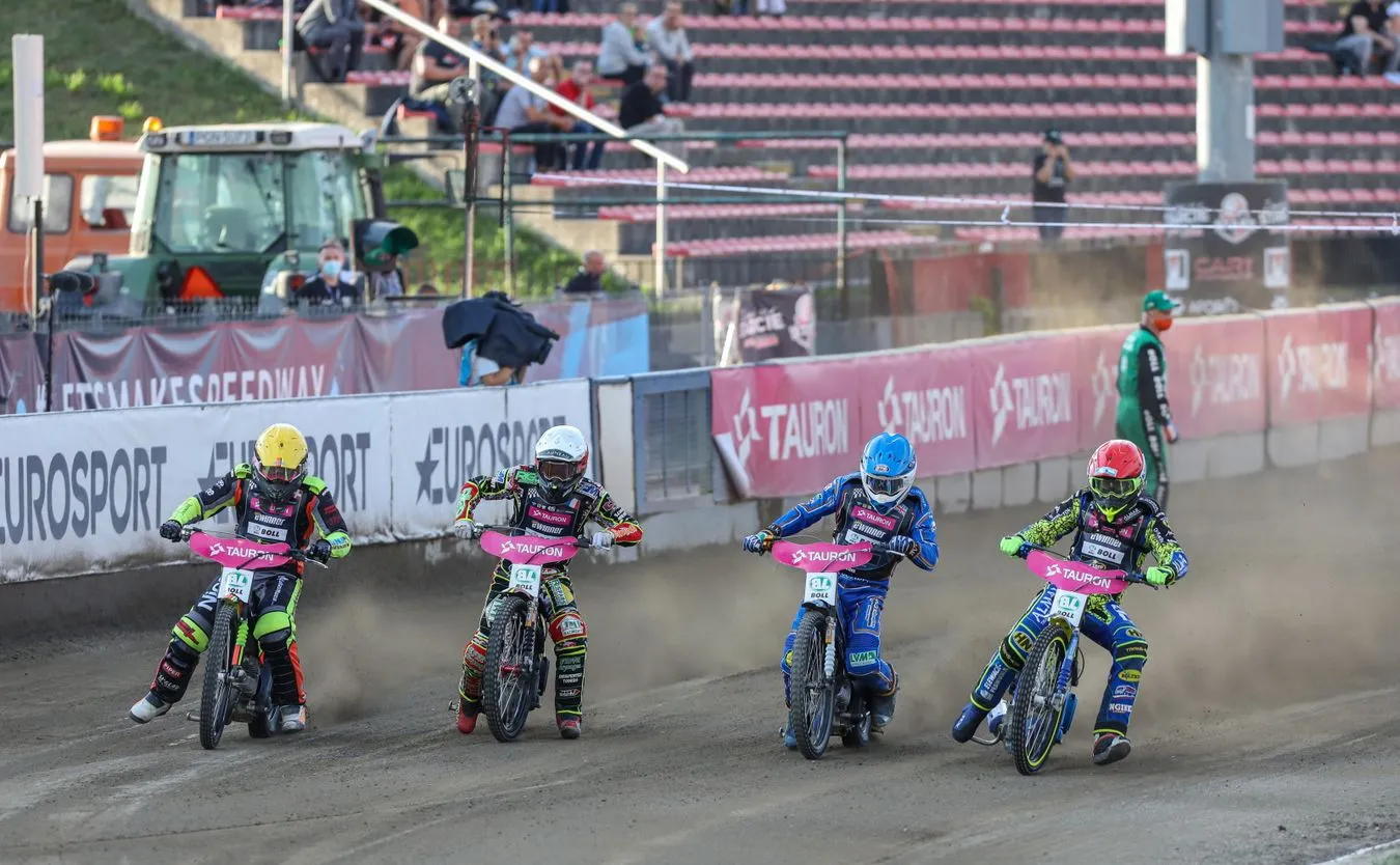 ME na żużlu: Robert Lambert wygrał w Gnieźnie, Krzysztof Kasprzak czwarty