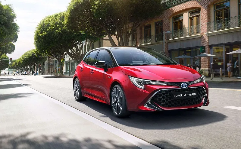 1-toyota-corolla-hatchback-28169089.jpg