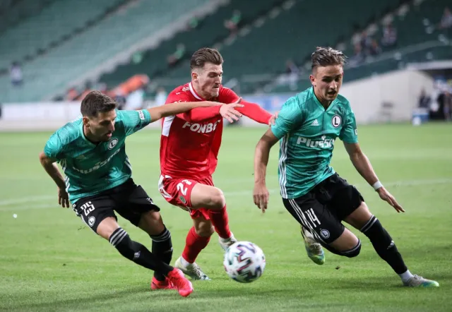 Liga Mistrzów nie dla Legii Warszawa. Mistrzowie Polski przegrali z Omonią Nikozja