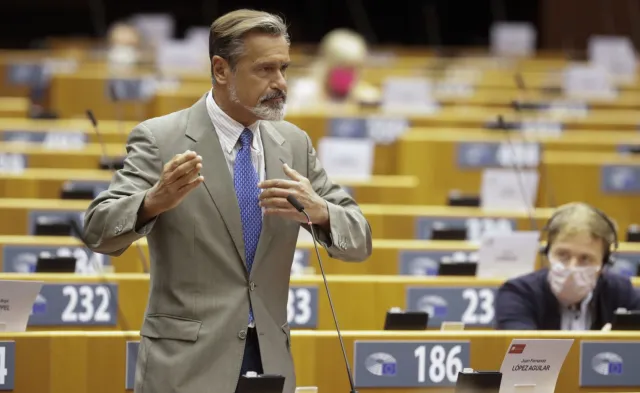 "Polska" debata w europarlamencie. "Kryzys praworządności" kontra "nagonka na PiS"