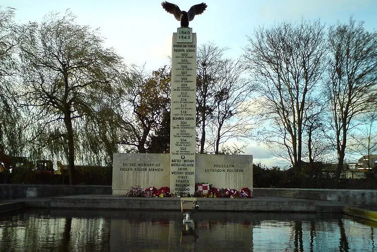 Pomnik Lotników Polskich w Londynie szczególnie ważnym zabytkiem