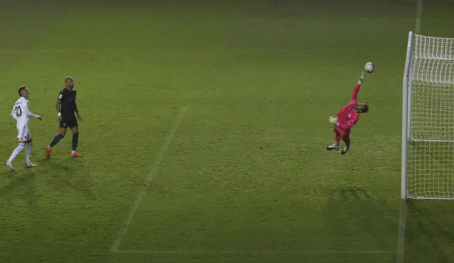 Remis drużyny Klicha z Manchesterem City. Everton liderem Premier League