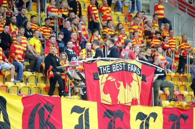 Kibice Jagiellonii Białystok zbierają pieniądze na... pomnik