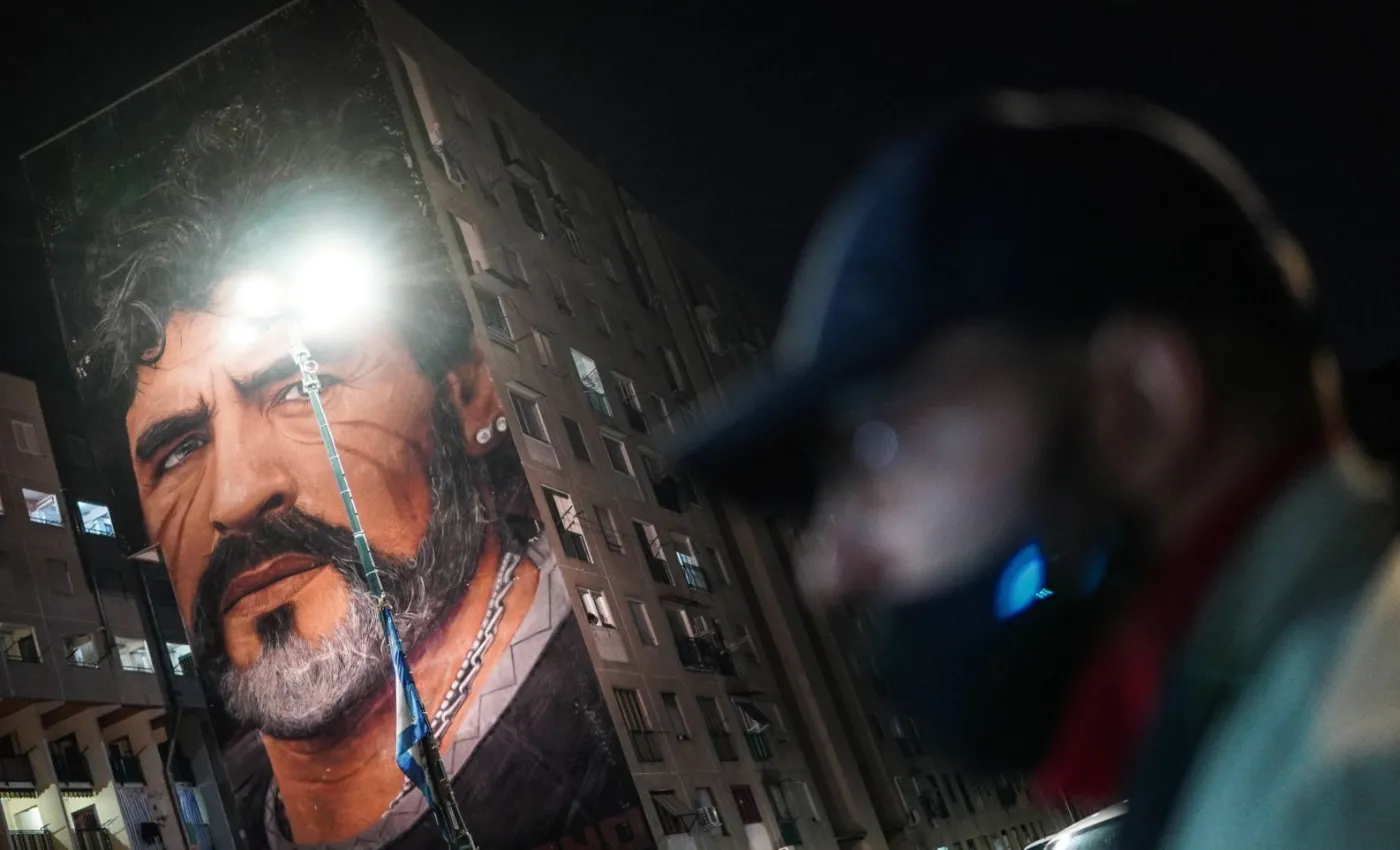 Stadio Diego Armando Maradona. Tak nazywa się teraz stadion w Neapolu