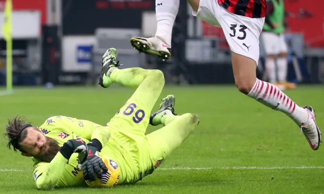 Drągowski obronił karnego, ale Fiorentina uległa Milanowi