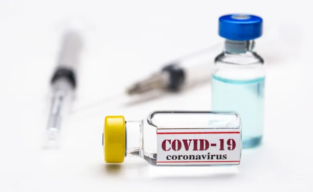 Jak się zaszczepić przeciw COVID-19? Plan działania krok po kroku