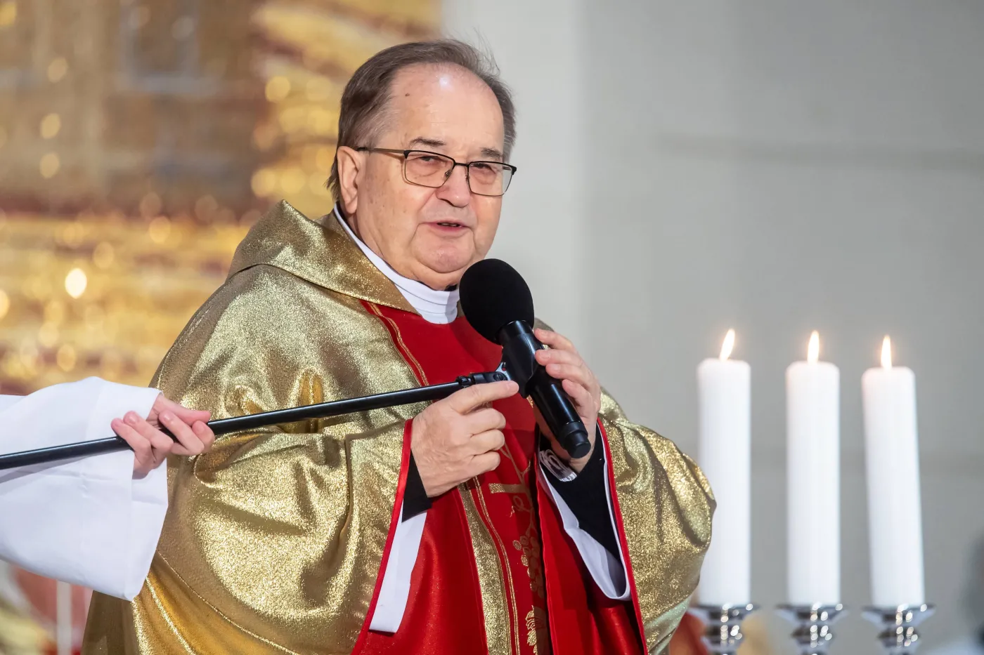 Rząd niezwykle hojny dla o. Rydzyka. Poseł Szłapka: Sumy są szokujące